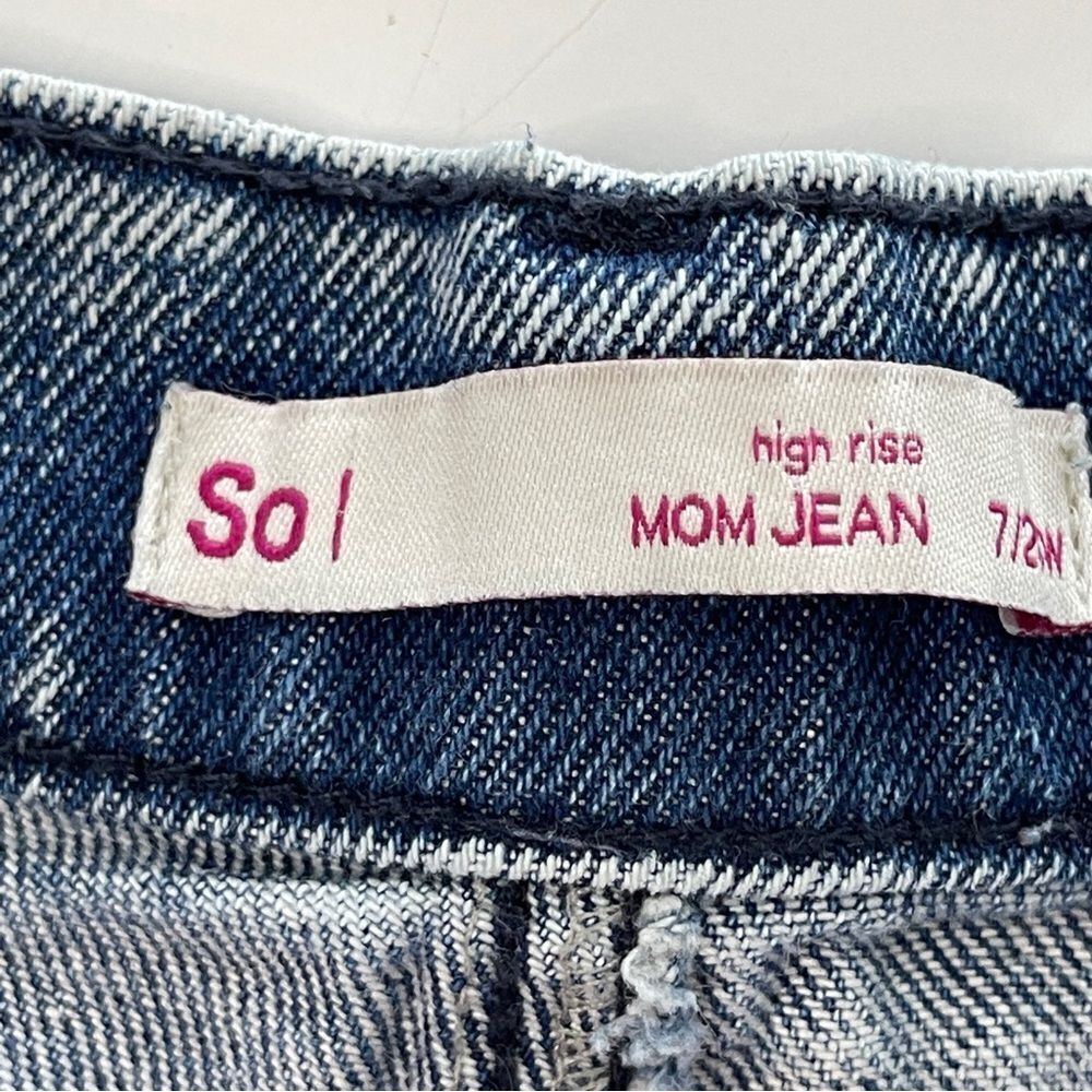 SO Acid Wash High Rise‎ Mom Jeans, Size 7/28W - Picture 9 of 9